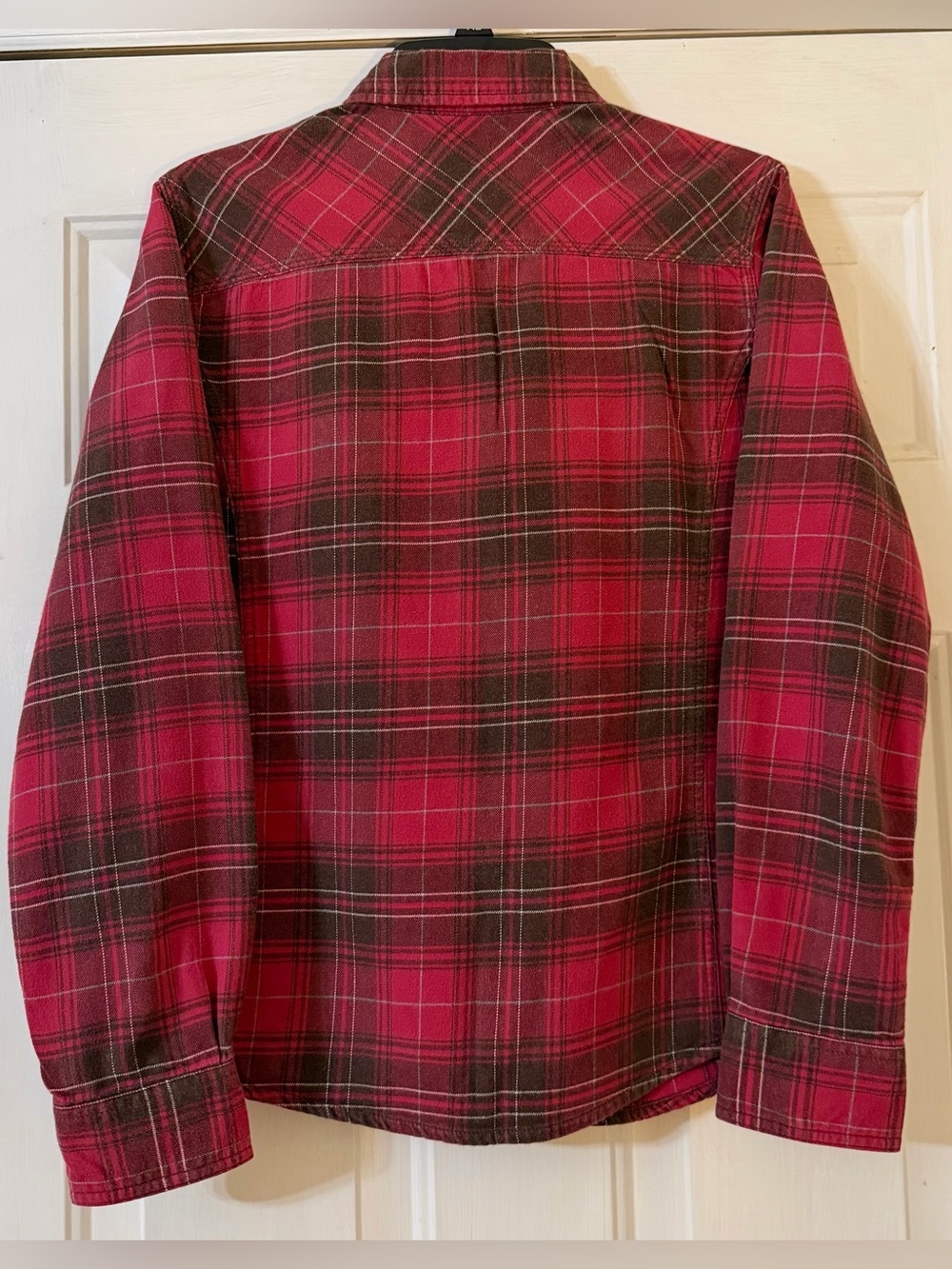 Carhartt Women’s Red Plaid Flannel Button Up Work Shirt - Picture 3 of 7